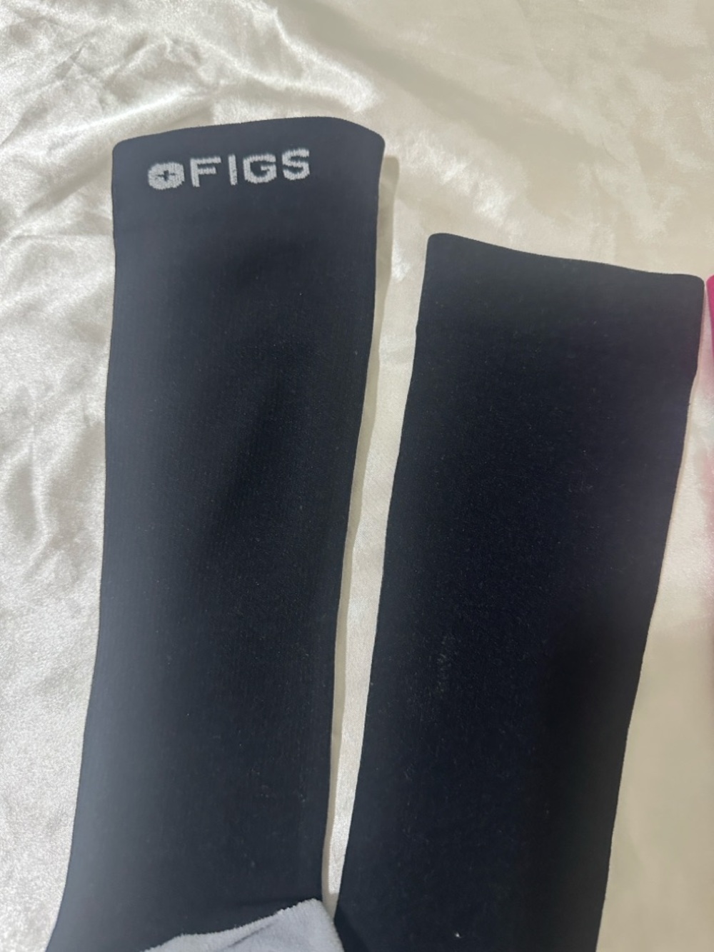 FIGS Unisex Knee-High Socks Compression socks - Black & Pink - Picture 5 of 5